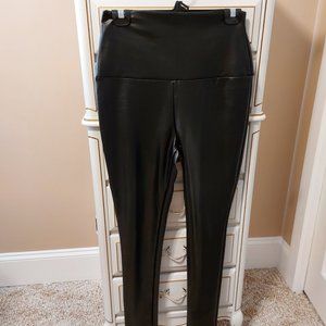 Black Faux Leather Leggings, XL.  Brand: Daisy Mae by Obviously Chic